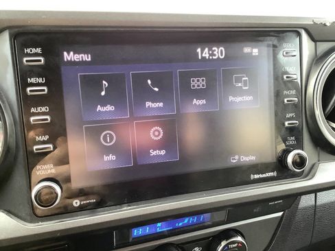 Used 2022 Toyota Tacoma TRD Off-Road image 49