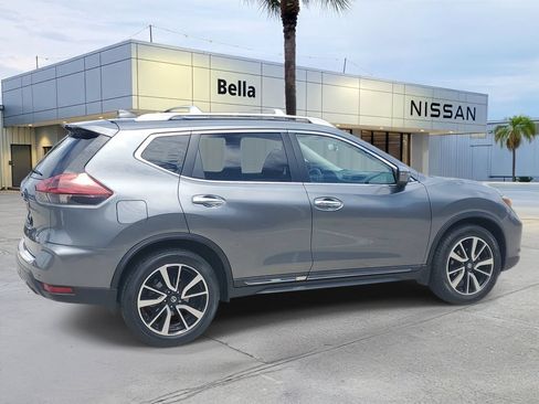 Used 2019 Nissan Rogue SL w/ Premium Package FWD image 7