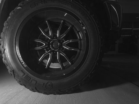 Used 2019 Ford F150 XLT image 13