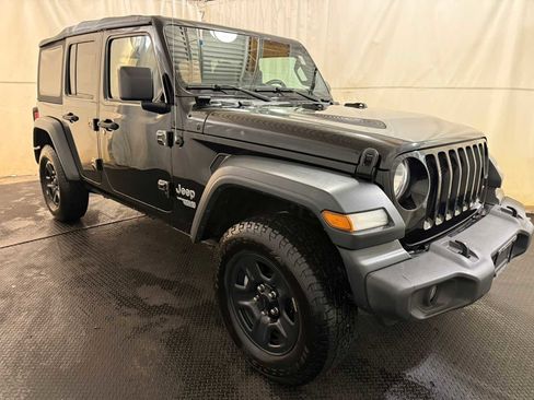 Used 2018 Jeep Wrangler Unlimited Sport image 10