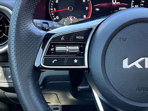 Used 2024 Kia Forte GT-Line image 23