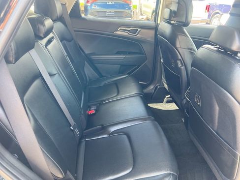 Used 2023 Kia Sportage EX image 14