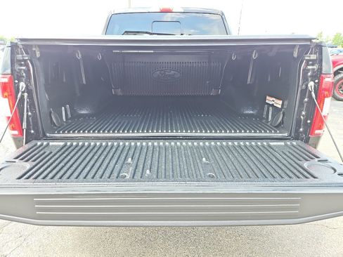 Used 2018 Ford F150 XLT w/ Equipment Group 302A Luxury AWD/4WD image 5