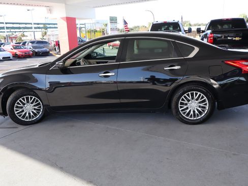 Used 2017 Nissan Altima 2.5 S w/ Power Driver Seat Package image 8