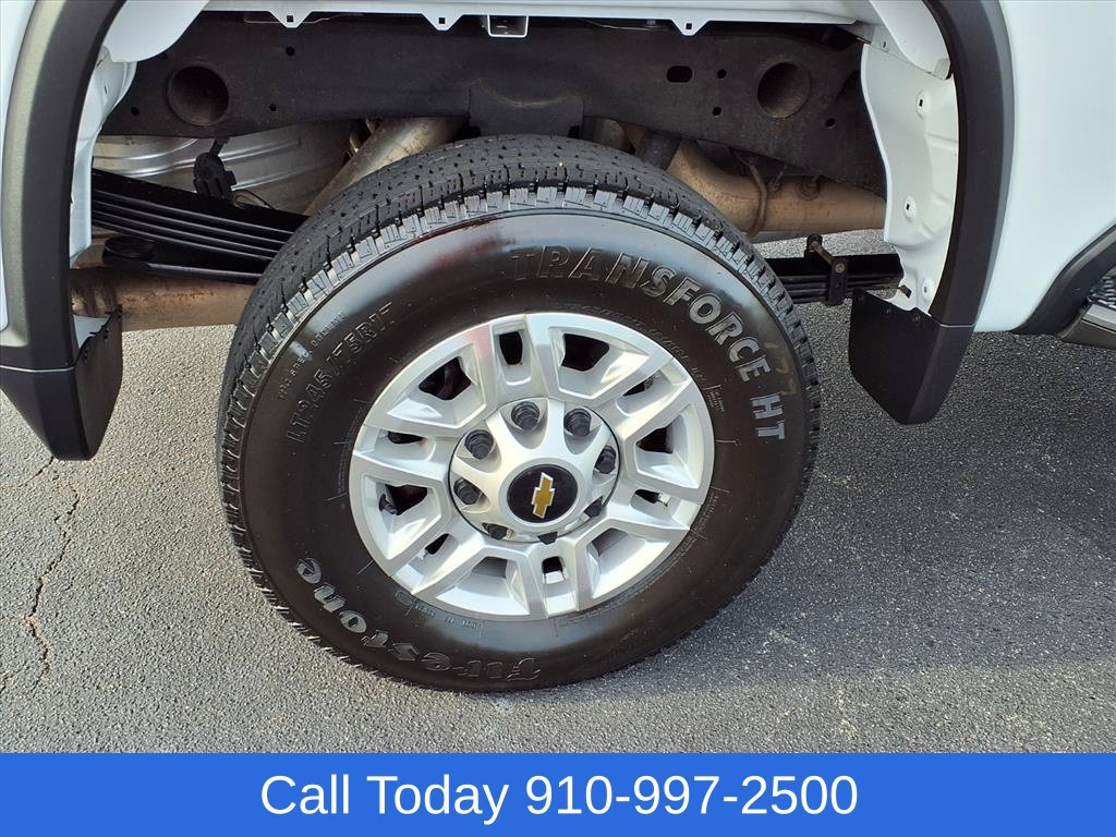 Used 2025 Chevrolet Silverado 2500 LT AWD/4WD image 8