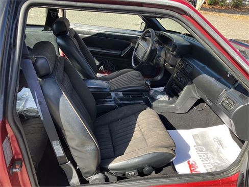 Used 1993 Ford Mustang LX image 16