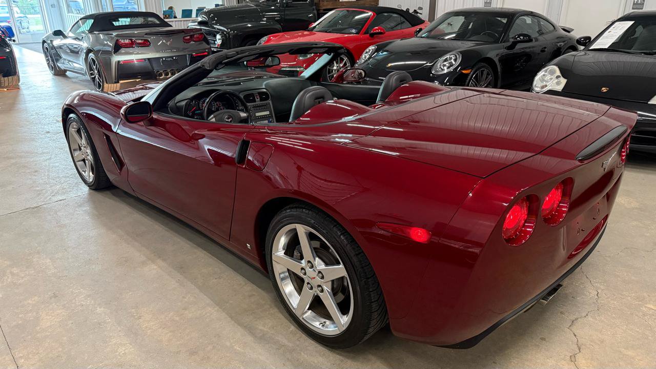 Used 2006 Chevrolet Corvette Convertible RWD image 4