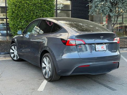 Used 2020 Tesla Model Y Long Range AWD/4WD image 19