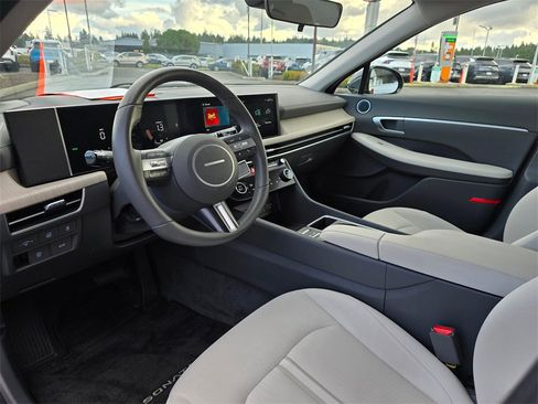 Used 2024 Hyundai Sonata SEL image 11