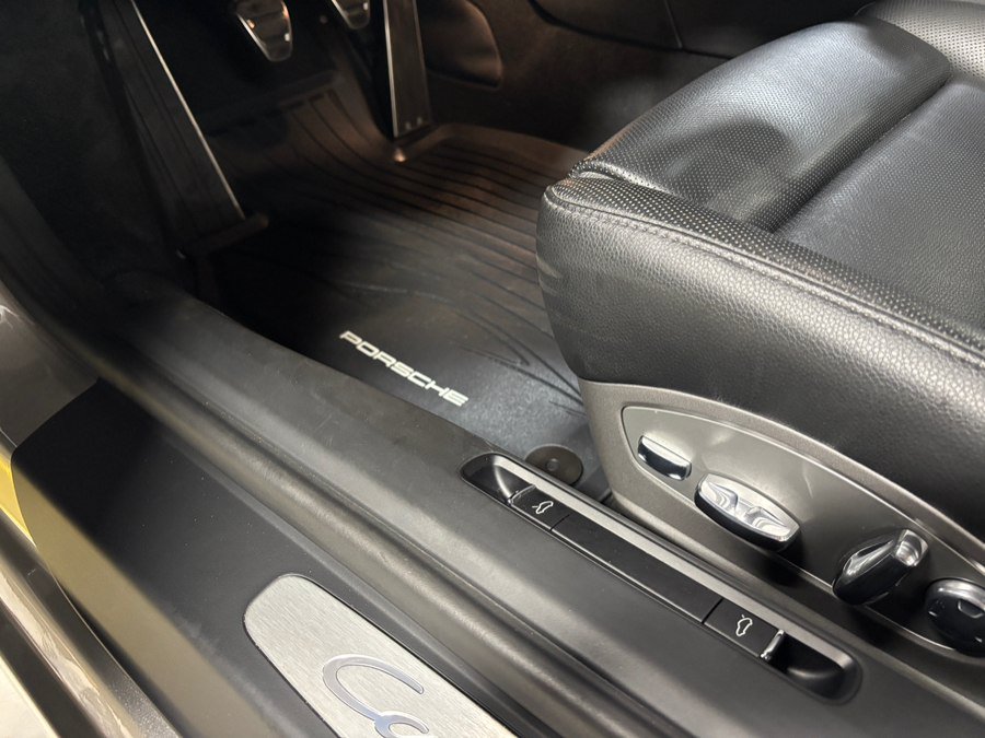 Used 2014 Porsche 911 Carrera S RWD image 7