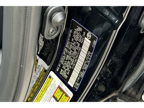 Used 2023 Toyota Camry SE image 30
