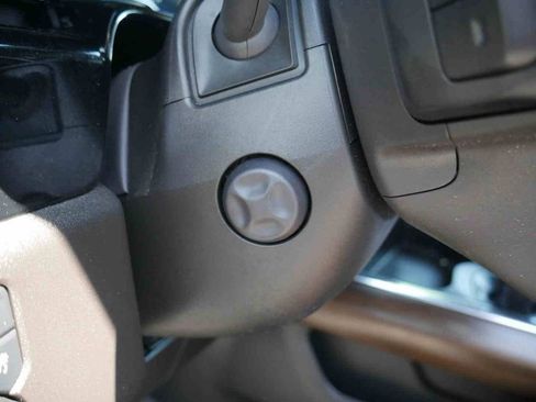 Used 2024 Chevrolet Silverado 1500 High Country w/ High Country Premium Package image 31