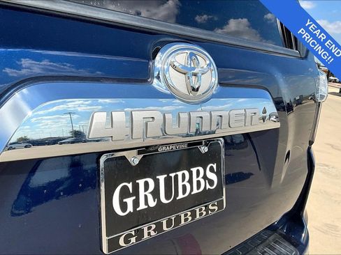 Used 2023 Toyota 4Runner Limited image 41