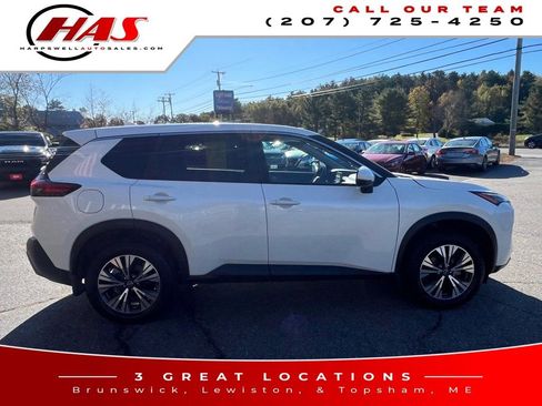 Used 2023 Nissan Rogue SV image 7