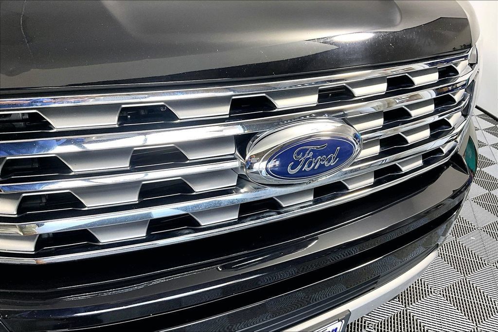 Used 2021 Ford Expedition Limited AWD/4WD image 31