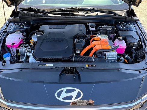 Used 2025 Hyundai Elantra SEL FWD image 30