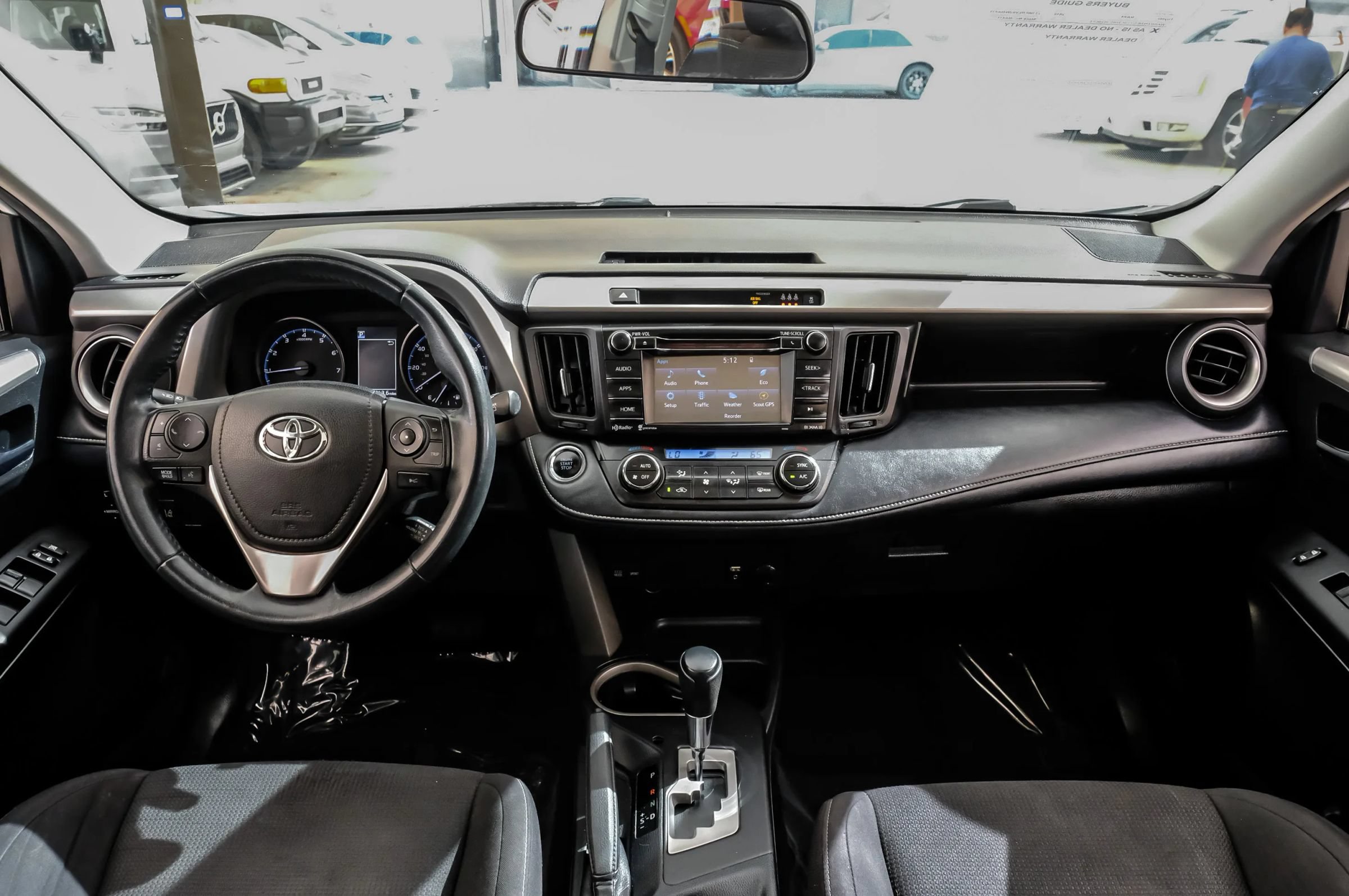 Used 2018 Toyota RAV4 XLE w/ Plus Extra Value Package FWD image 16
