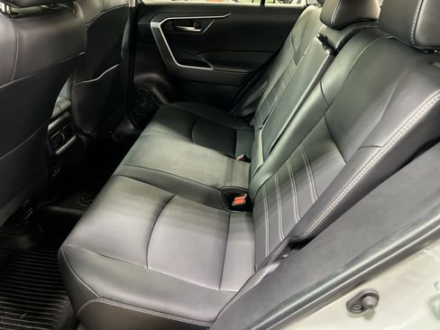 Used 2023 Toyota RAV4 XLE Premium image 23
