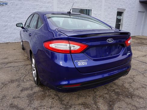 Used 2013 Ford Fusion SE image 9