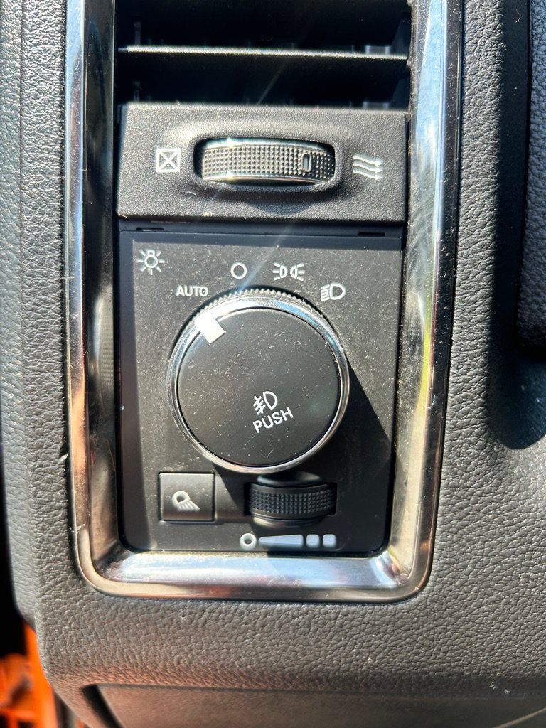 Used 2015 RAM 1500 Sport w/ Ignition Orange Sport Package AWD/4WD image 14