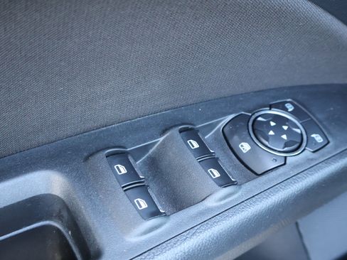 Used 2020 Ford Fusion SE image 15