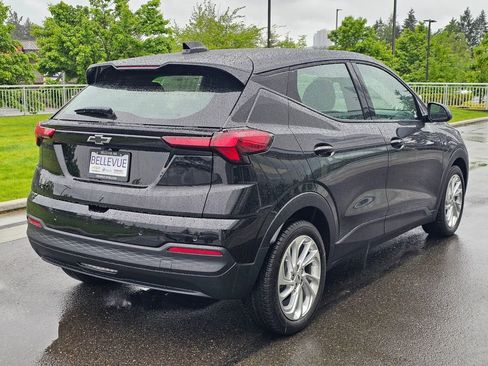 New 2027 Chevrolet Bolt LT w/ Comfort Package FWD image 5