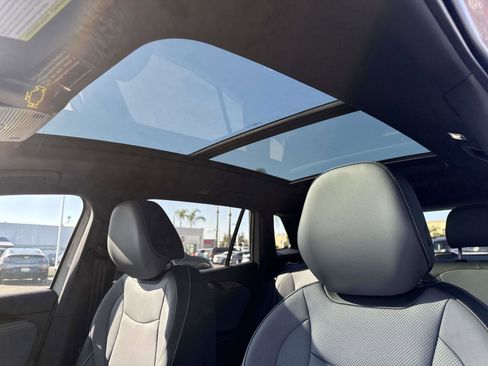New 2026 Volkswagen Tiguan SE R-Line FWD image 15