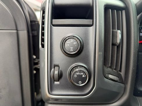 Used 2014 Chevrolet Silverado 1500 LT image 16
