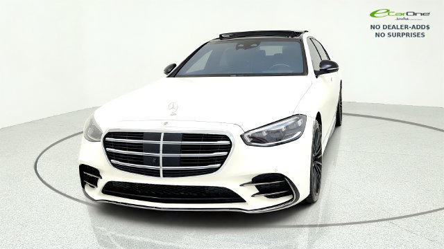 Used 2023 Mercedes-Benz S 580 4MATIC Sedan w/ AMG Line image 3