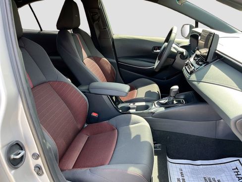 Used 2024 Toyota Corolla SE image 25