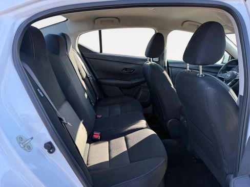 Used 2024 Nissan Sentra SV image 18