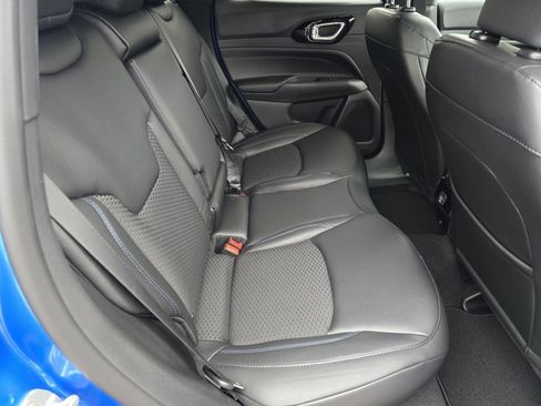 New 2026 Jeep Compass Latitude image 12