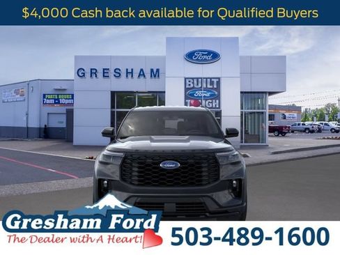 New 2026 Ford Explorer ST-Line w/ ST-Line Street Pack AWD/4WD image 6