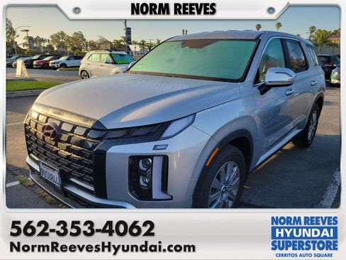 Used 2025 Hyundai Palisade SE FWD image 1