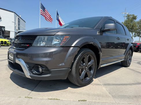 Used 2018 Dodge Journey Crossroad AWD/4WD image 7