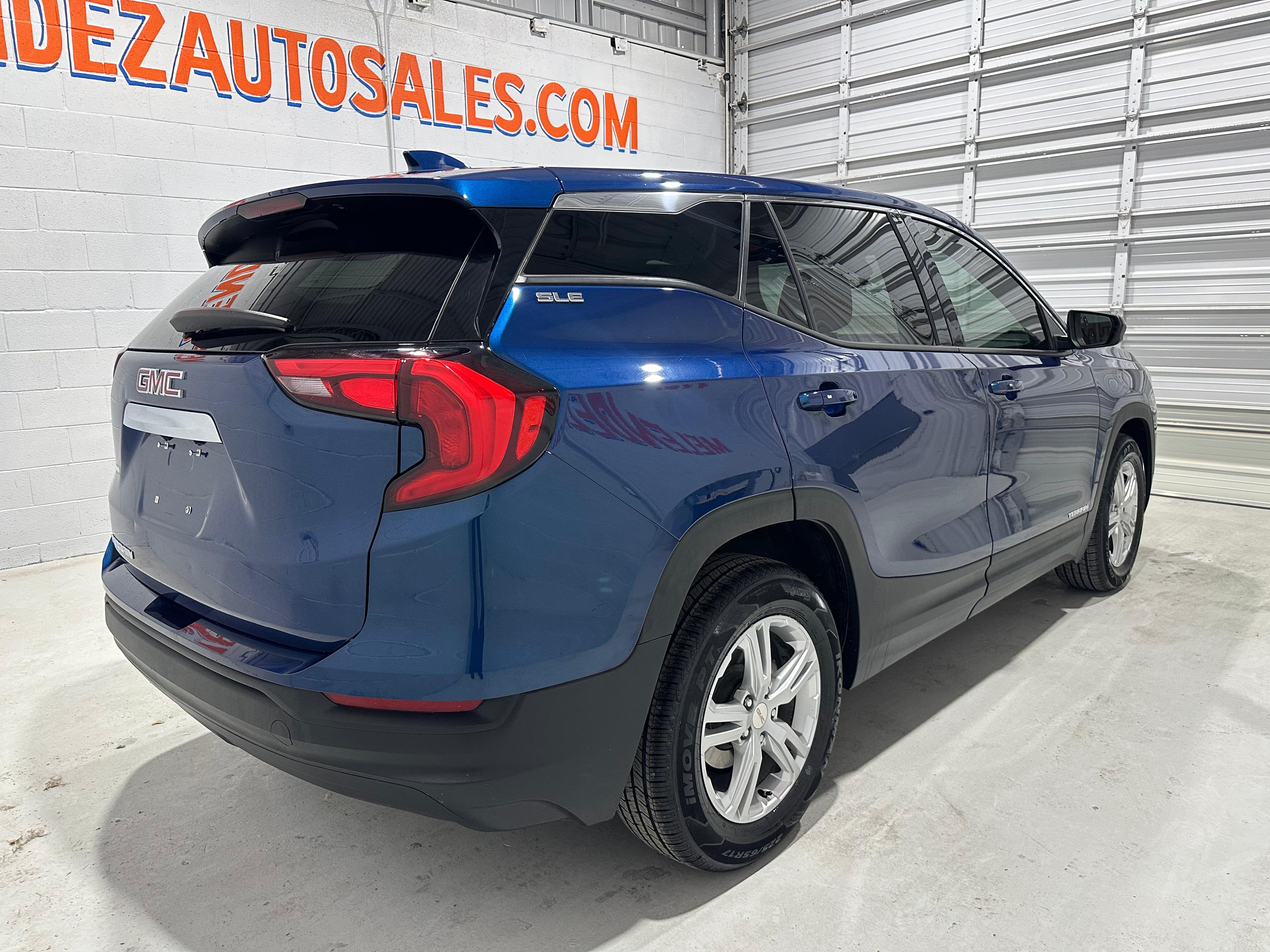 Used 2020 GMC Terrain SLE FWD image 4