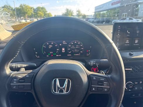 Used 2023 Honda Accord EX-L image 15