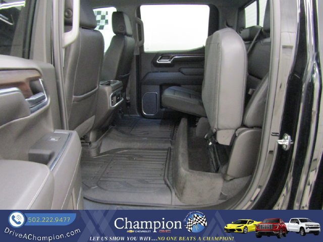 Used 2022 GMC Sierra 1500 SLT w/ SLT Premium Plus Package AWD/4WD image 24