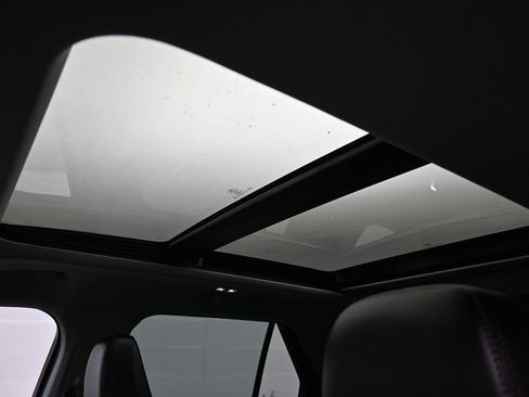 Certified 2023 Ford Explorer XLT w/ Equipment Group 202A image 13