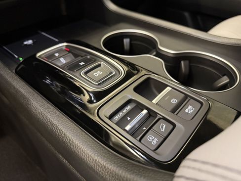 New 2025 Honda Pilot EX-L image 19