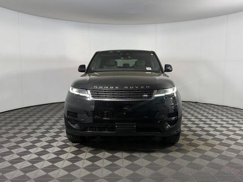 Used 2025 Land Rover Range Rover Sport SE AWD/4WD image 10