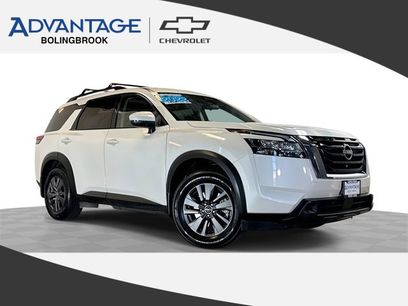 Used 2022 Nissan Pathfinder SV w/ SV Premium Package