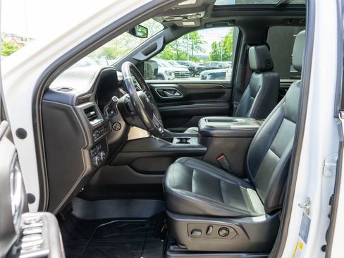 Used 2021 Chevrolet Tahoe LT w/ LT Signature Plus Package AWD/4WD image 11