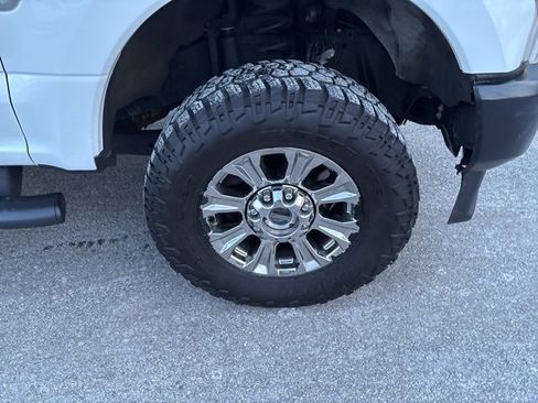 Used 2022 Ford F350 XL w/ Power Equipment Group image 8