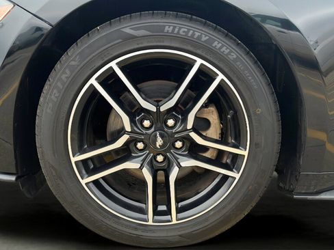 Used 2020 Ford Mustang Premium image 19