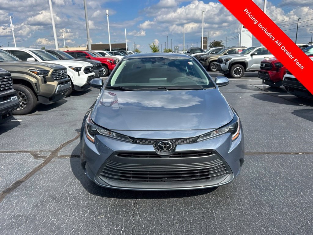 Used 2024 Toyota Corolla LE FWD image 21