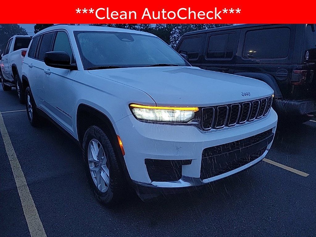 Used 2023 Jeep Grand Cherokee L Laredo AWD/4WD image 3
