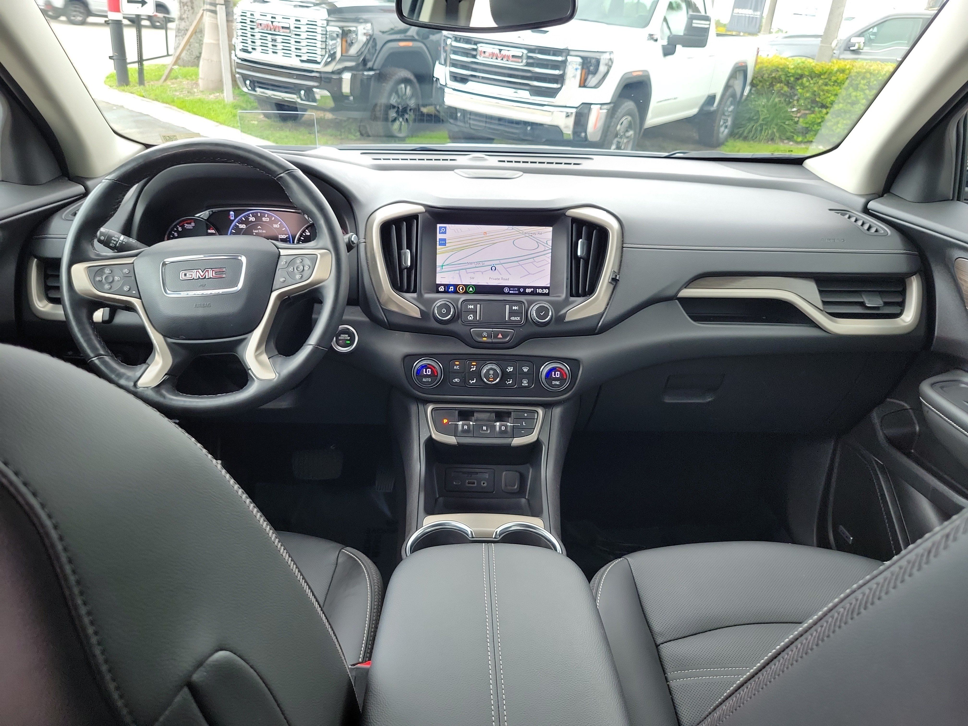 Used 2024 GMC Terrain Denali w/ Denali Premium Package AWD/4WD image 20