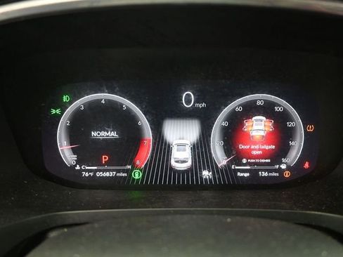 Used 2023 Acura MDX A-Spec image 11