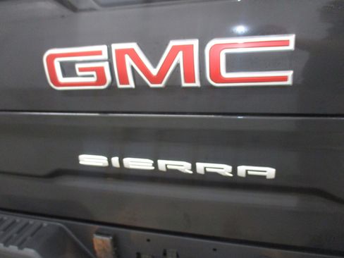 New 2026 GMC Sierra 1500 AT4 w/ Technology Package AWD/4WD image 23